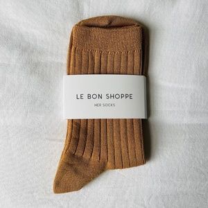 NWT Le Bon Shoppe Her Socks in Peanut Butter
